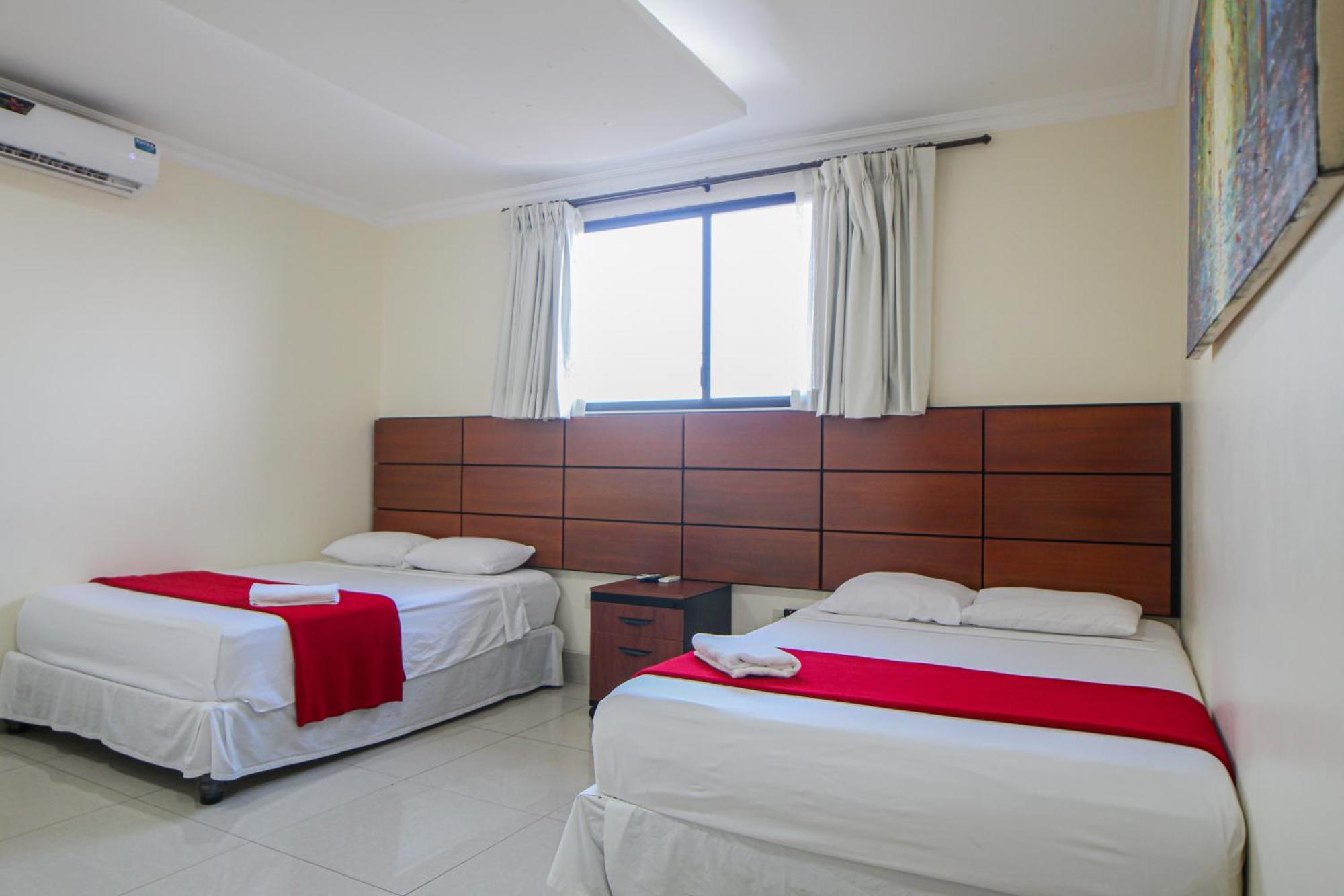 Hotel Murali - Cerca Del Aeropuerto De Гуаякиль Экстерьер фото