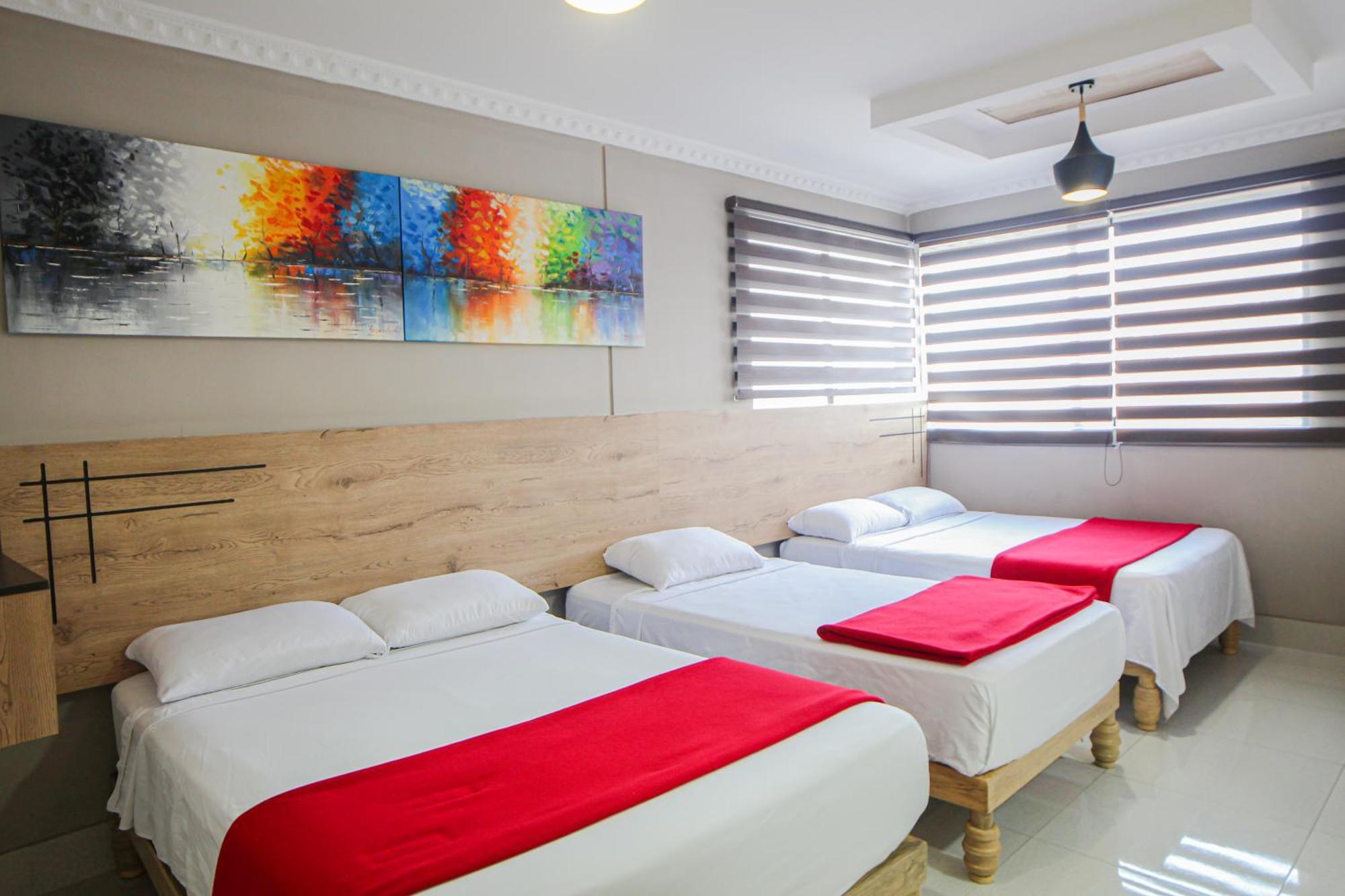 Hotel Murali - Cerca Del Aeropuerto De Гуаякиль Экстерьер фото